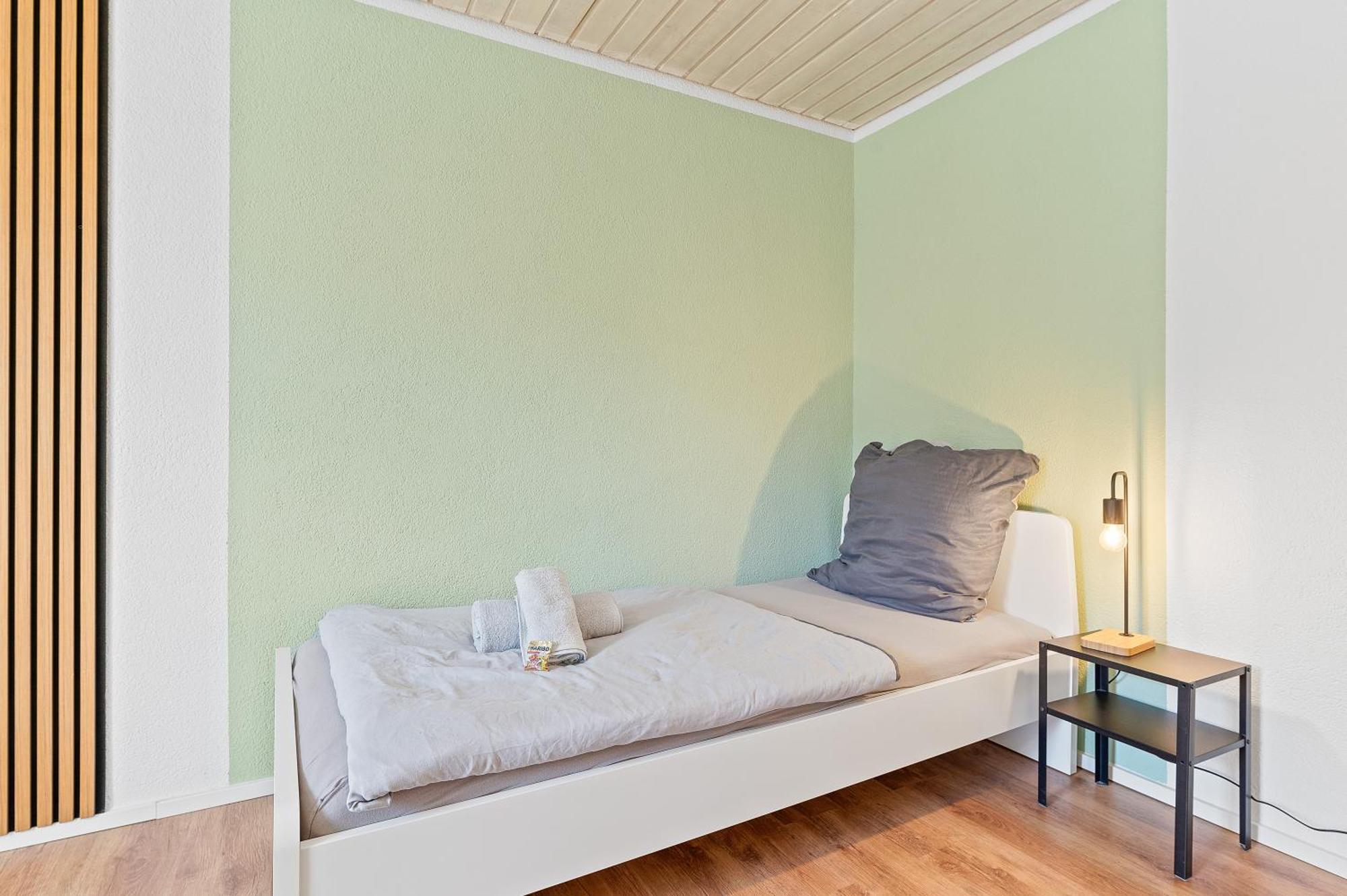 Home2Stay Apartments Wendlingen Kitchen,Wifi,Smart Tv New Εξωτερικό φωτογραφία