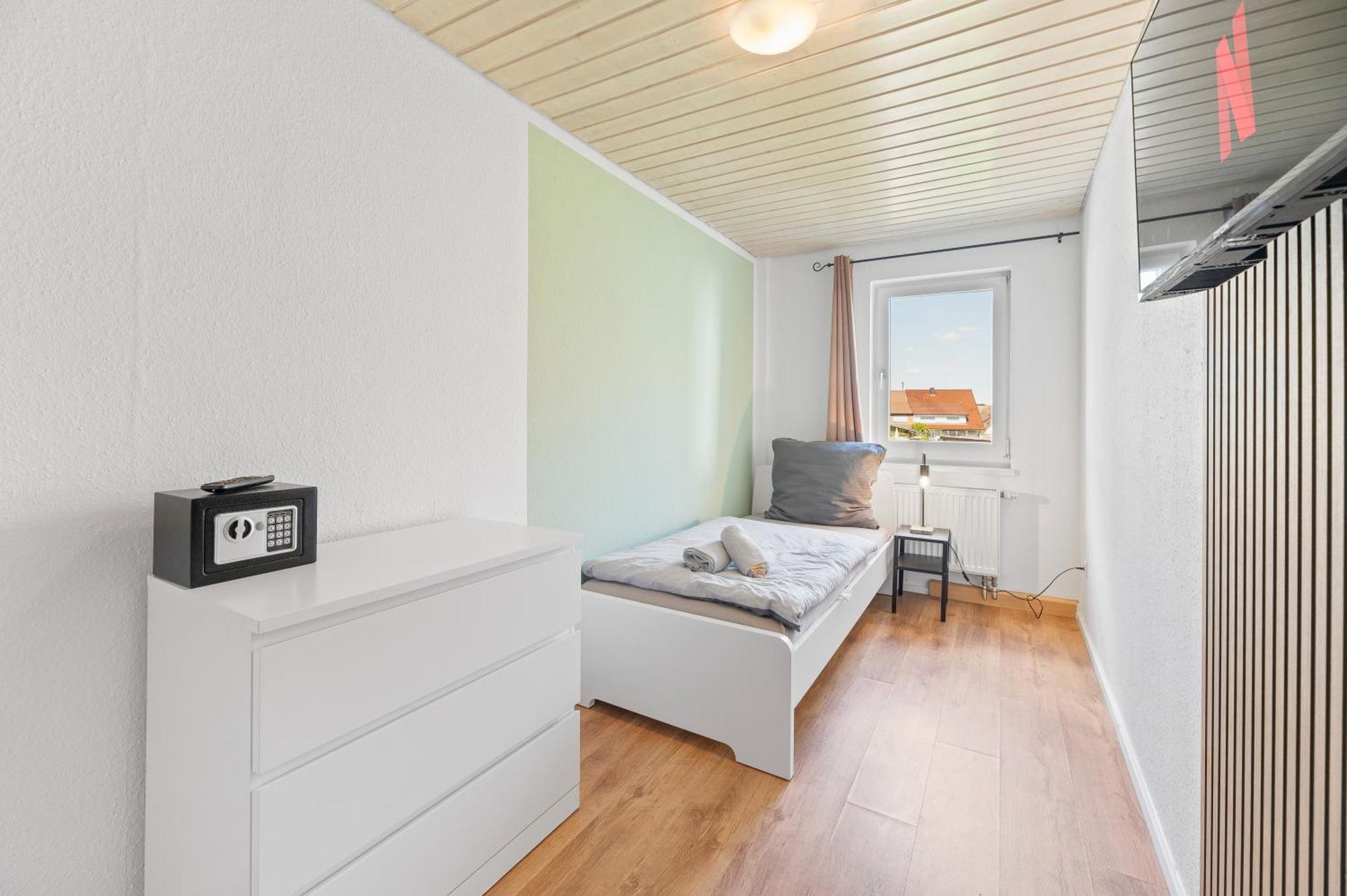 Home2Stay Apartments Wendlingen Kitchen,Wifi,Smart Tv New Εξωτερικό φωτογραφία